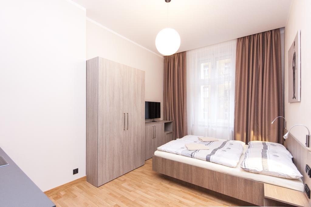 Manesova Astra Apartment Prága Szoba fotó