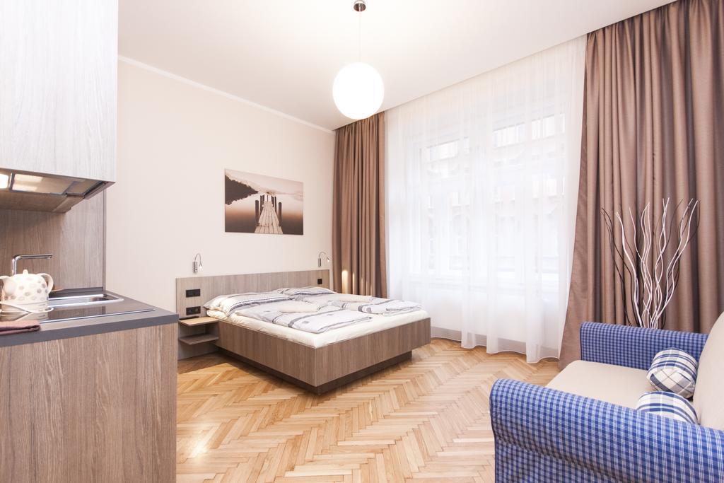 Manesova Astra Apartment Prága Szoba fotó