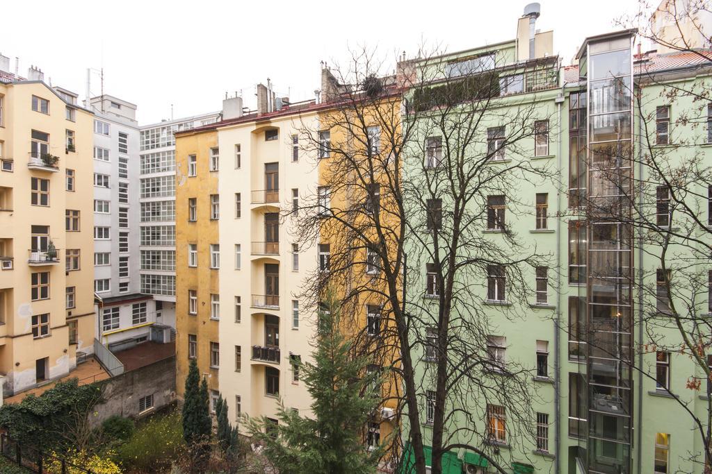 Manesova Astra Apartment Prága Szoba fotó